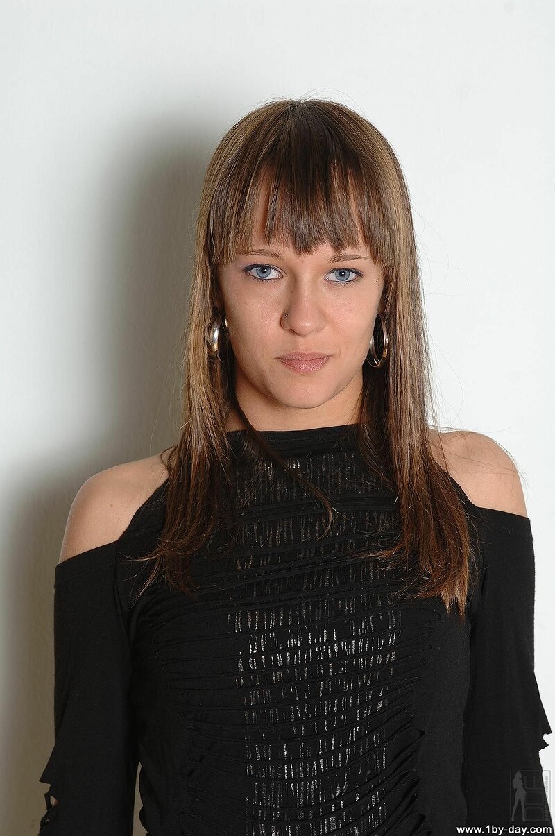 Юличка, 31
